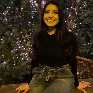 Meet your Posher, Alondra